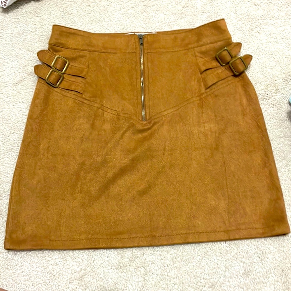 Short suede skirt